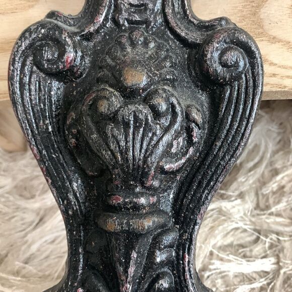 Distressed Style Cast Metal Decorative Wall Hook - Picture 4 of 17